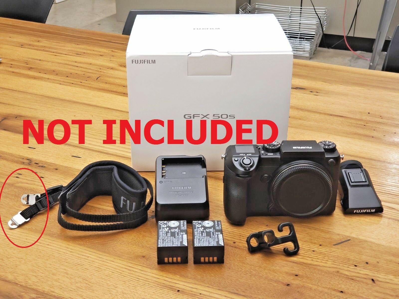 NEW Fuji Fujifilm Camera Neck Strap For X-H1 X-H2 X-H2S X-T4 X-T5 (NO LUGS)