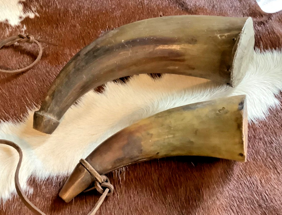 2 Vintage Powder Horns for Muzzleloader Rifle Black Powder Flint Lock