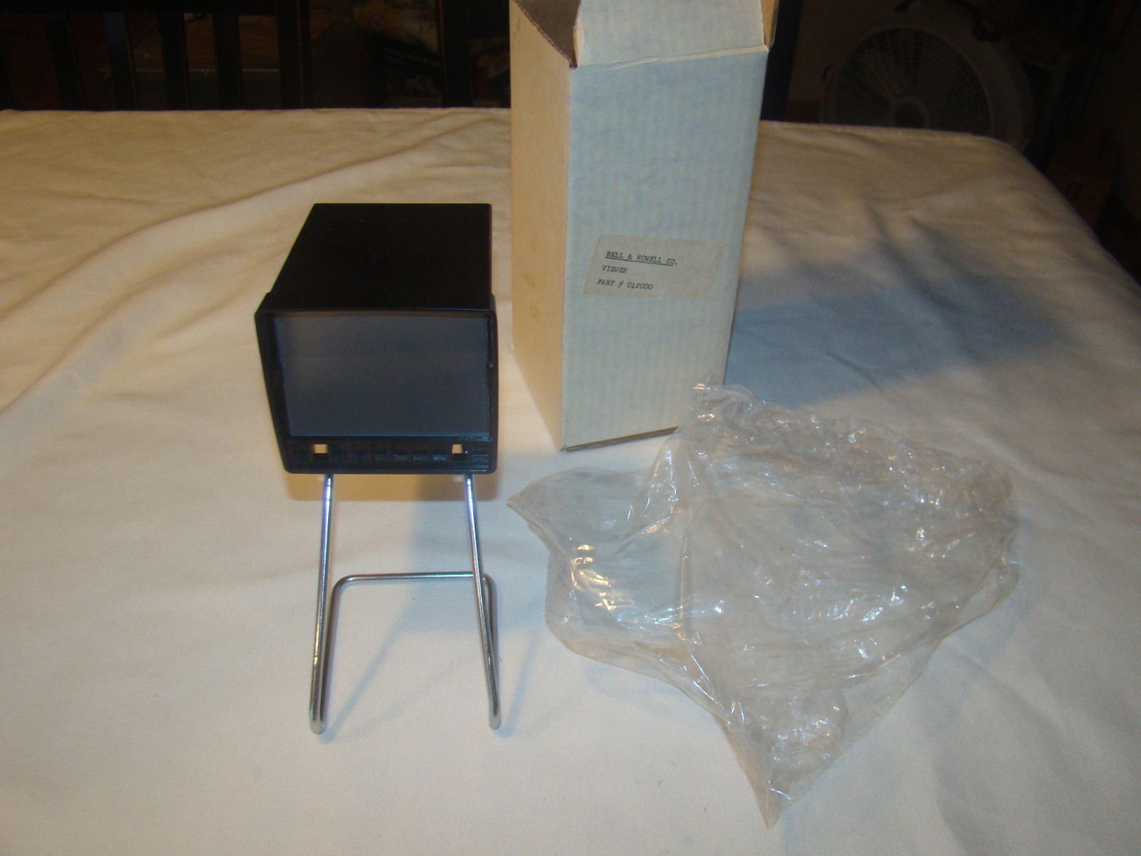 Vintage Bell & Howell Table/Desk Top Viewer Part # 012000 w/ Box