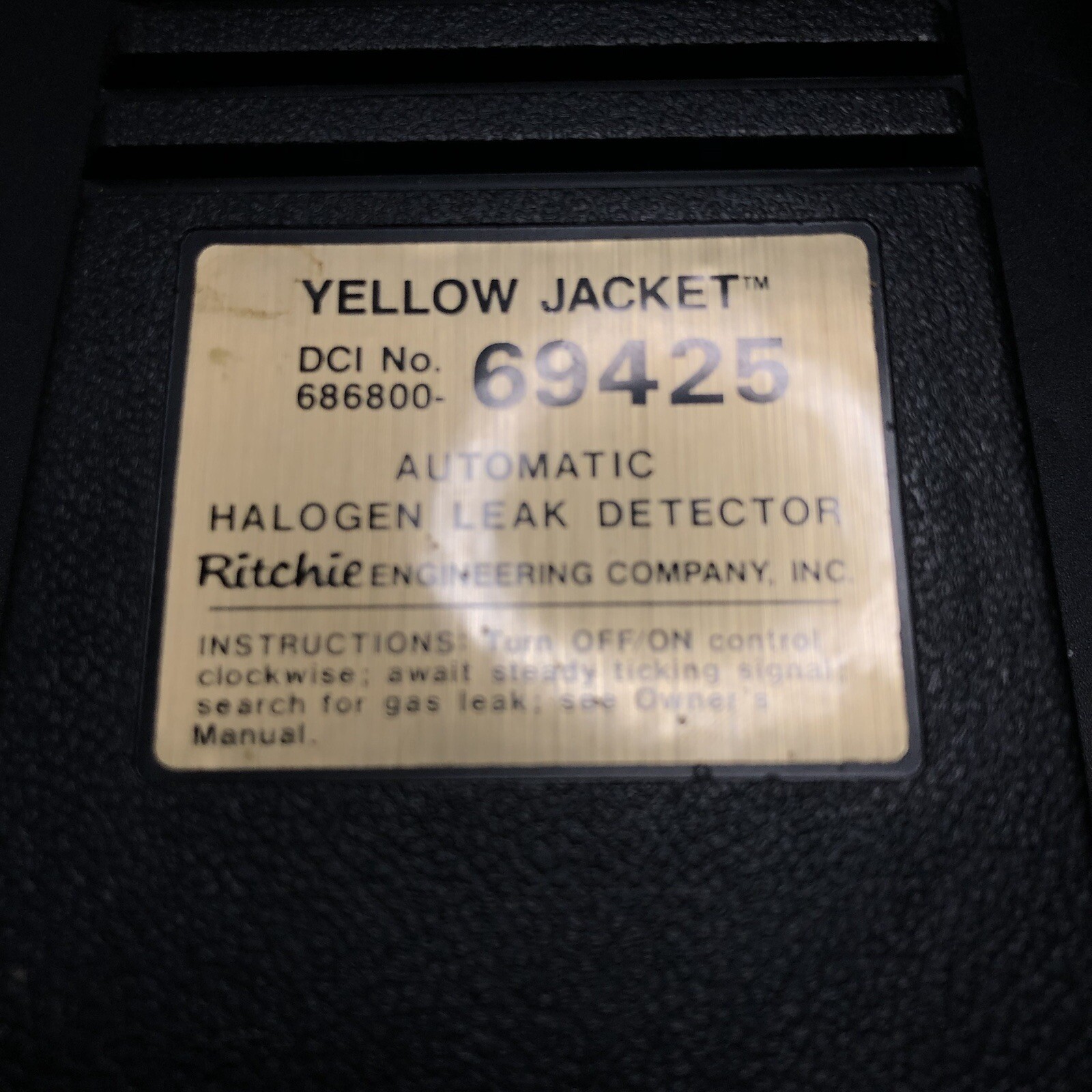 HALOGEN LEAK DETECTOR MASTER COOL WITH CASE PRE OWNED Vio6