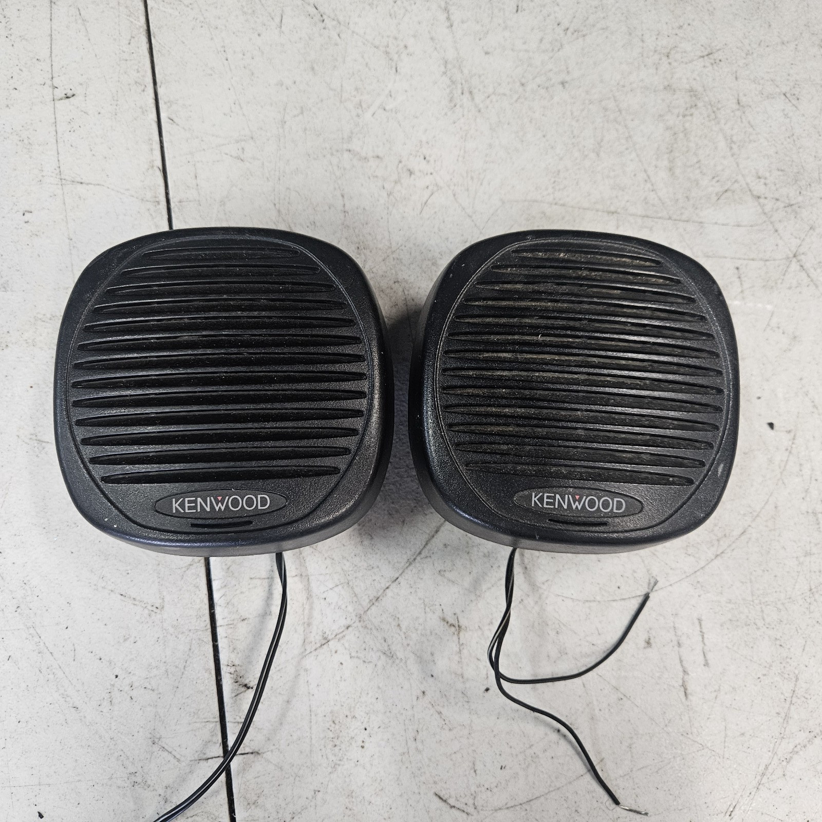 Lot Of 2 Kenwood KES-5 Mobile Radio External Speaker 40W Max 4Ohms Tested