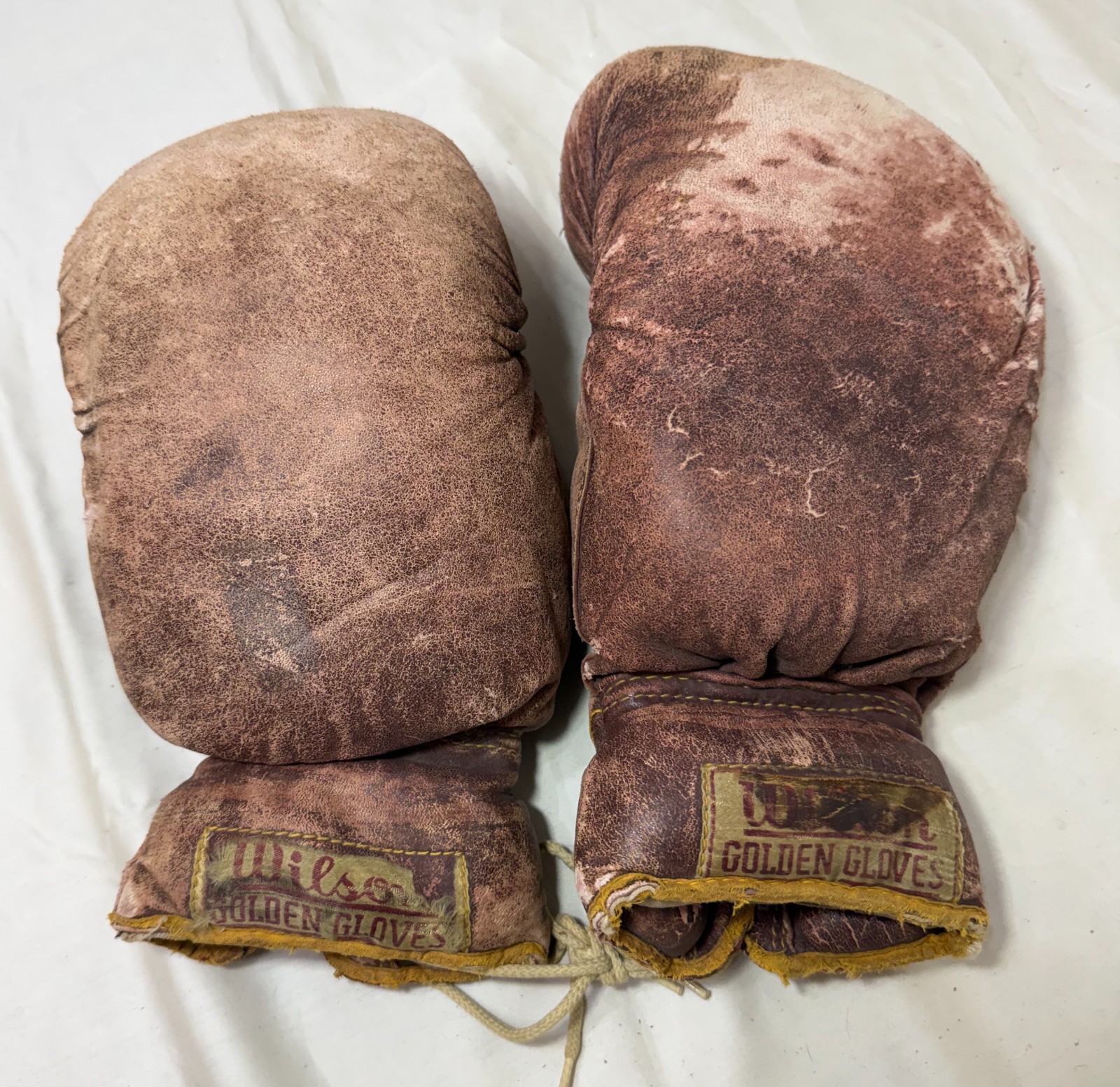 Rare 1920's Early Pair of Antique Wilson Golden Gloves 10 ounce Boxing Gloves