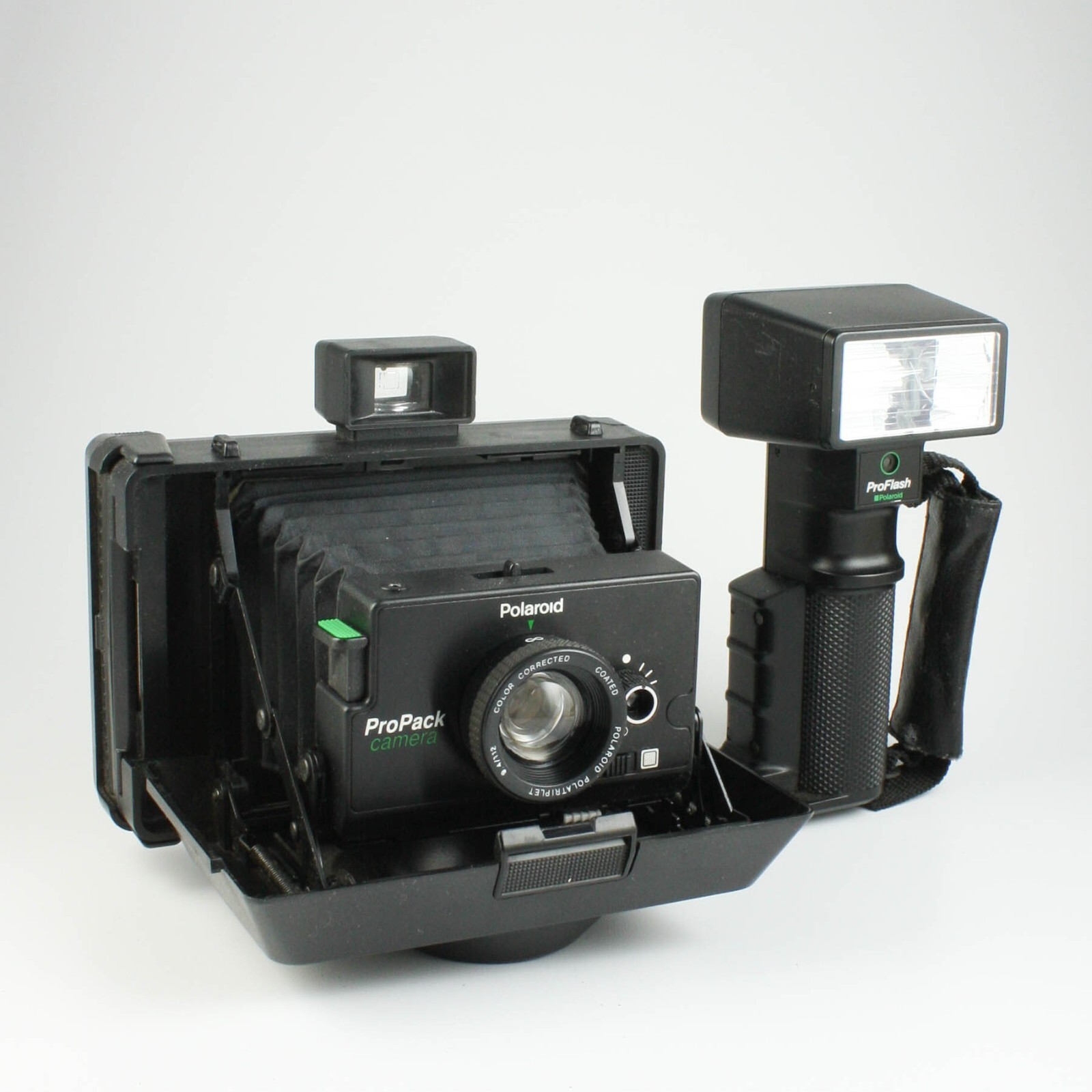 Polaroid ProPack Camera - Polatriplet f/9.4 112mm lens + ProFlash - Untested Set