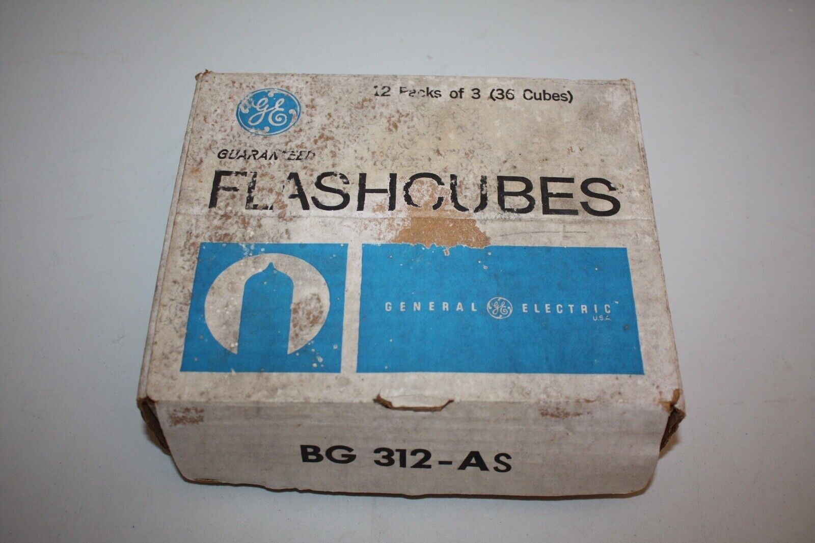 36 ( 12 x 3 )  GE Flash Cubes - NEW OLD STOCK