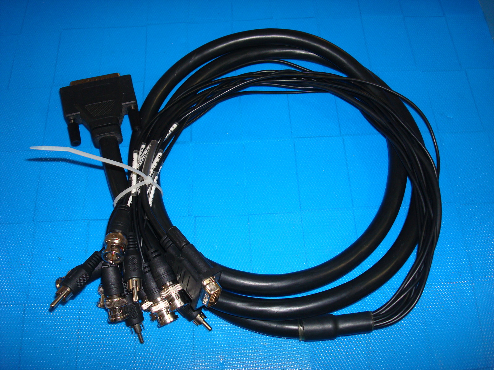 BLACKMAGIC DESIGN Breakout Cable - CABLE-BDLKPRO - For DeckLink Pro