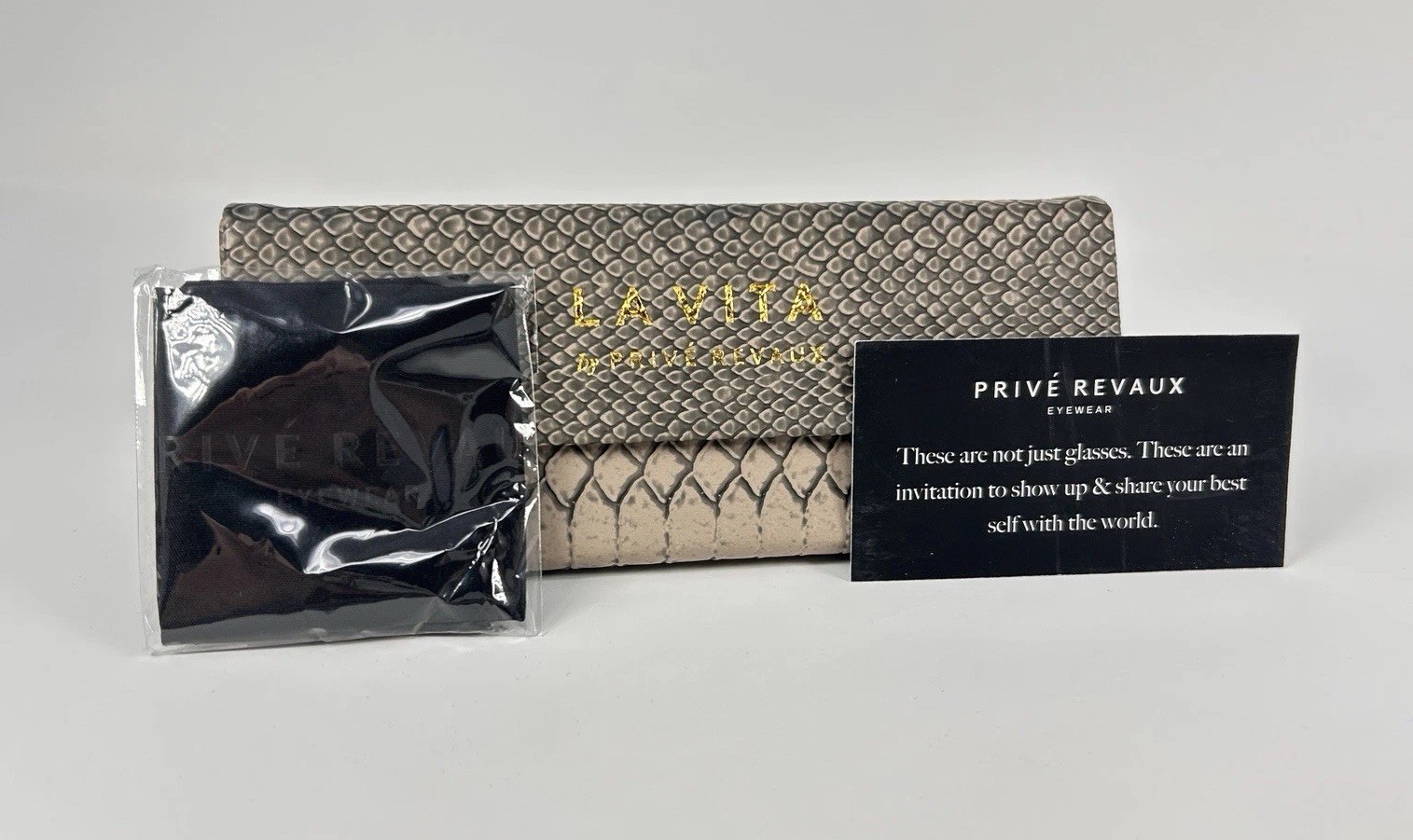 Lavita By Privé Revaux Snakeskin Print Trifold Case With Microfiber cloth