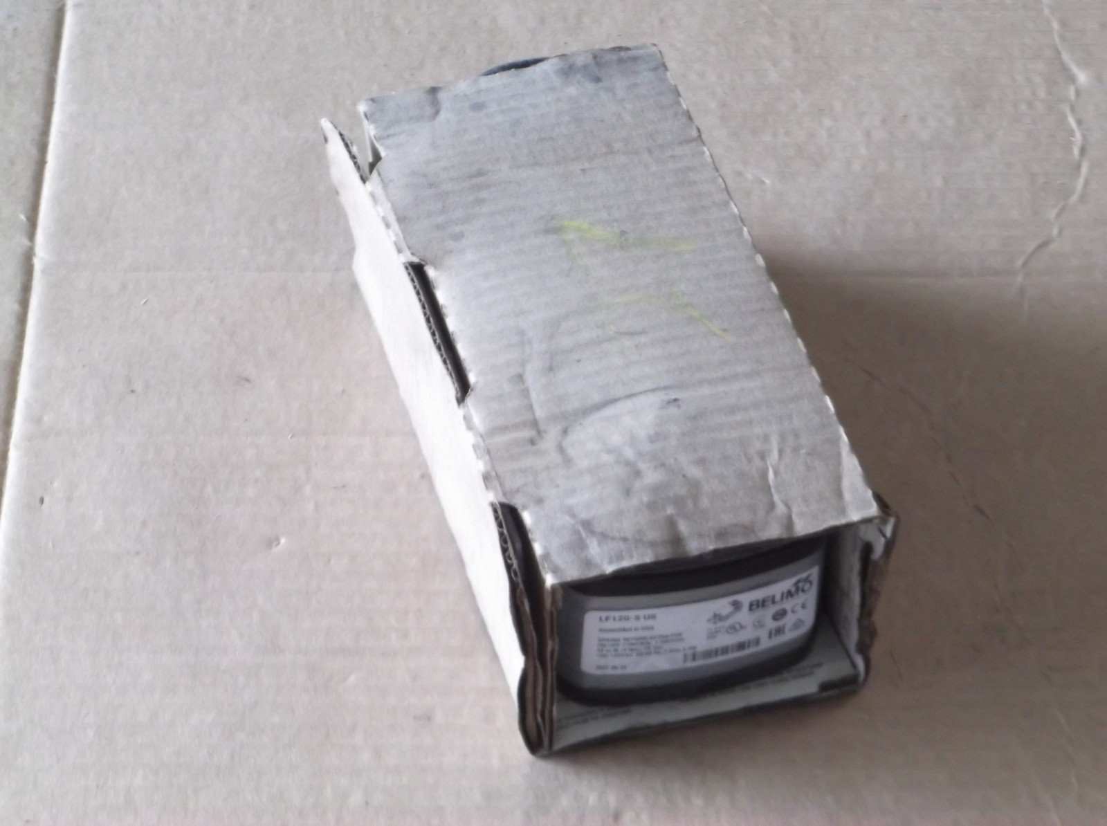 Belimo LF120-S US Spring Return Actuator 100-120 VAC NIB