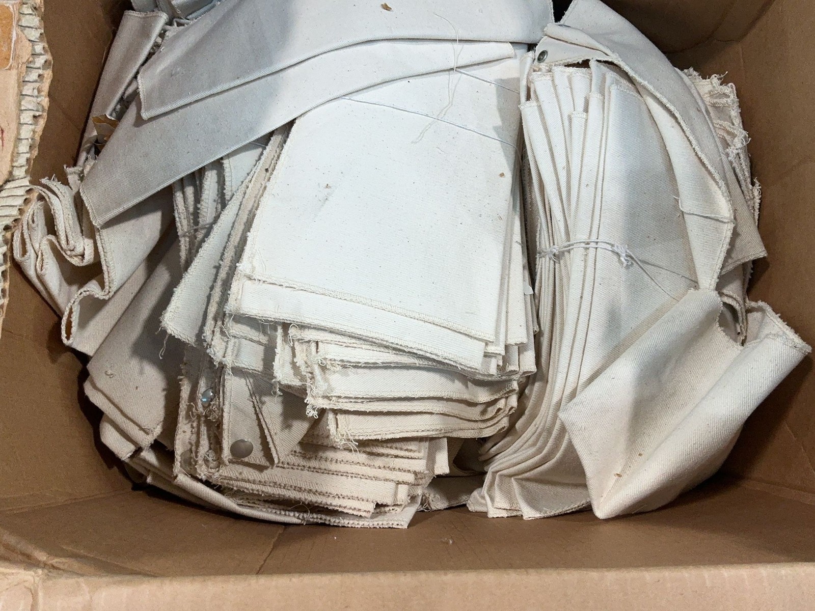 PROTECTIVE SLEEVES