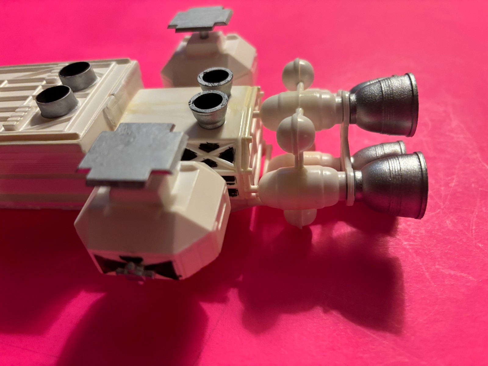 SPACE 1999 EAGLE TRANSPORTER MODEL BUILT UP & PAINTED COOL LOOK!!