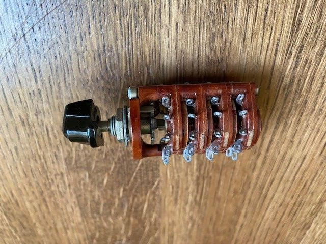 Rotary Switch PM (with knob) 12 pole 3 positions. Break-Before-Make. NOS Lot 1.