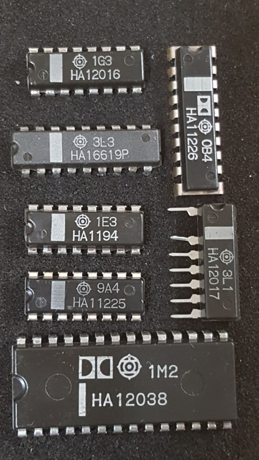 Hitachi HA12016, HA16619P, HA1194, HA11225, HA12038, HA11226, HA12017 SIP & DIP