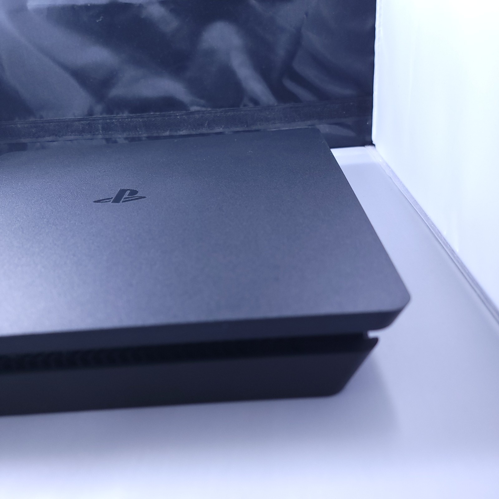 Playstation 4 Slim 1TB Console with box & controller - pre-owned