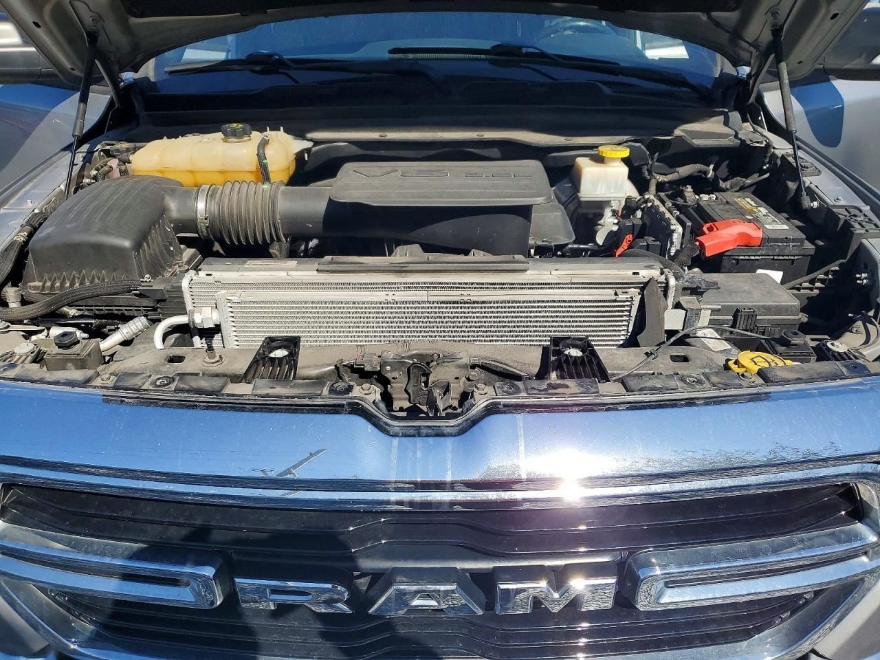 TDODR1500 2020 Glove Box 4992874