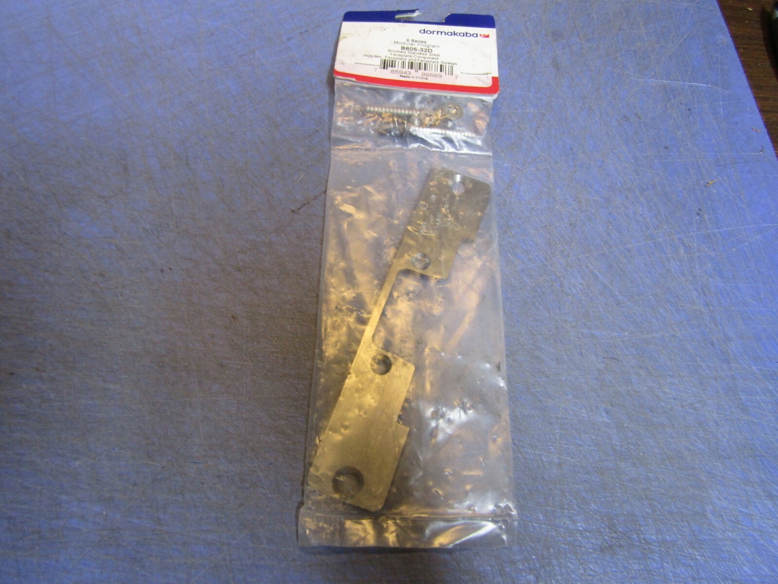 2 – Dormakaba 6 Series Faceplate B605 32D, Brushed Stainless Steel NEW in Pack