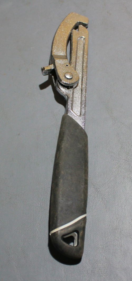 HUSKY Lock Nut Wrench