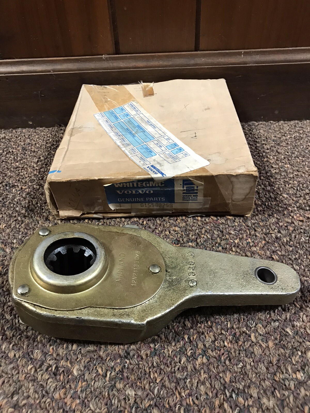 New White GMC Volvo G15583755 brake adjuster Midland