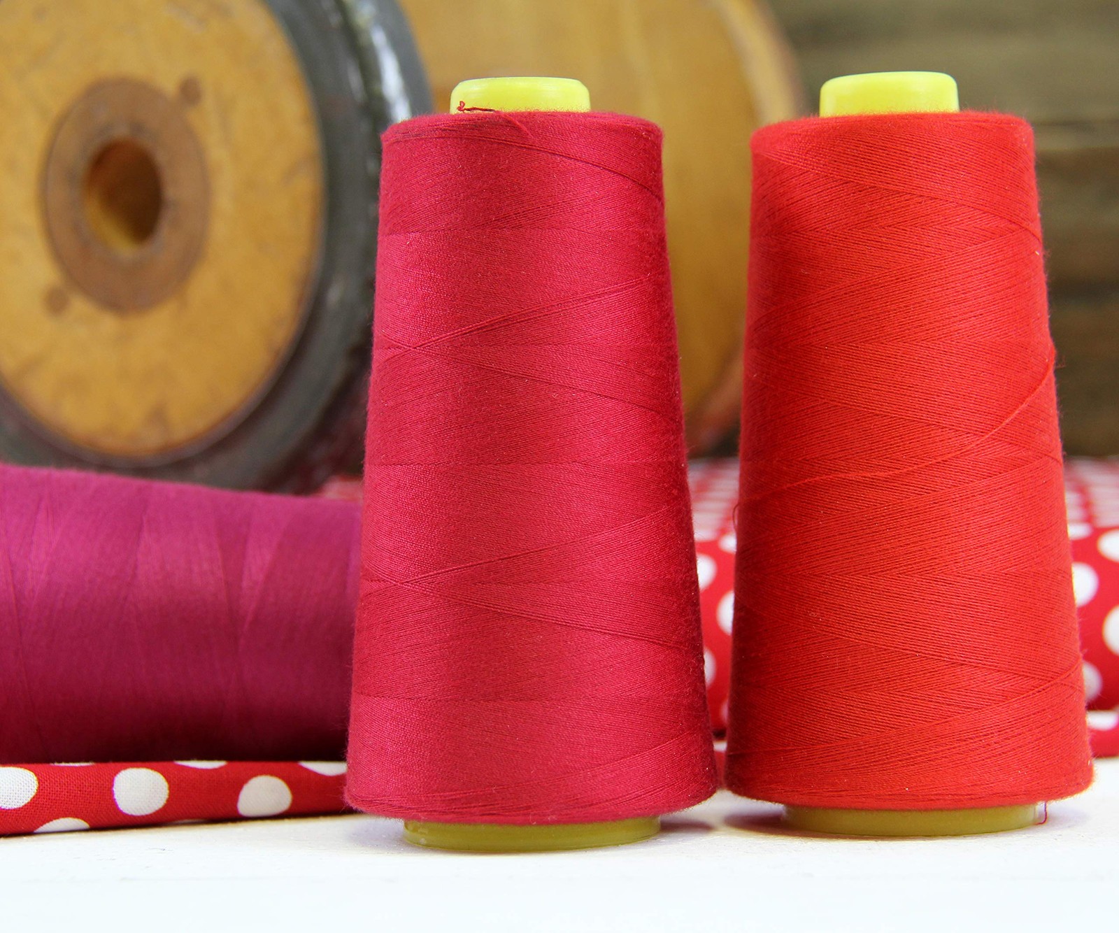Serger Thread Polyester Sewing 2750 Yard Cone 40/2 Pine Green Overlock