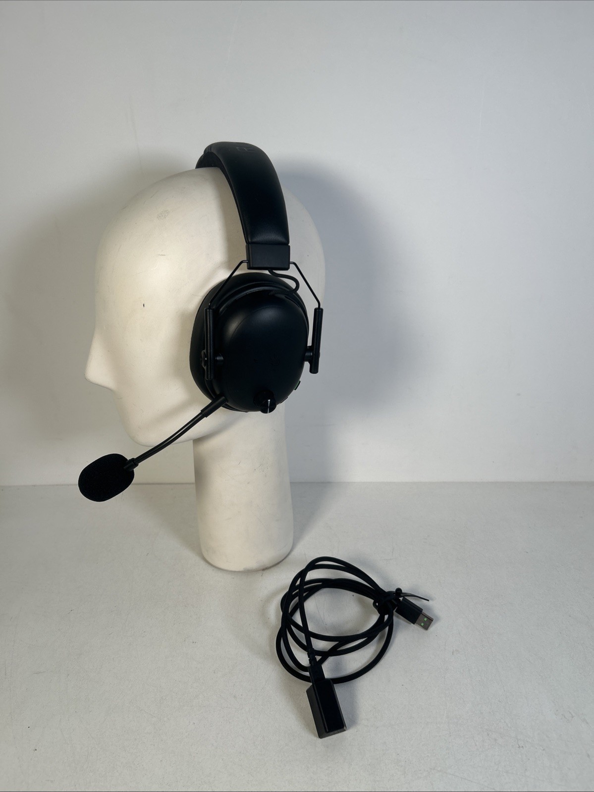 Razer BlackShark V3 Wireless ANC Gaming Headset - Black