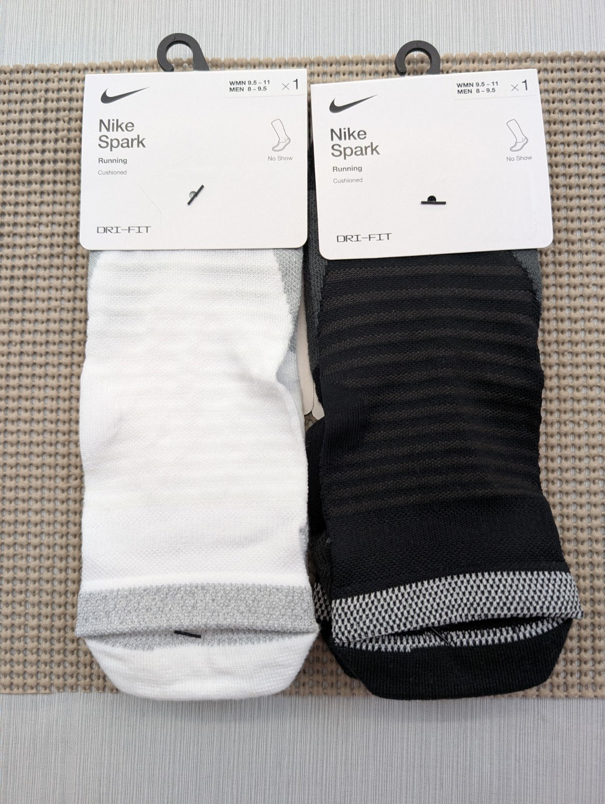 New 2 Pairs Nike Spark Cushioned No Show Socks Mens 8-9.5 Womens 9.5-11