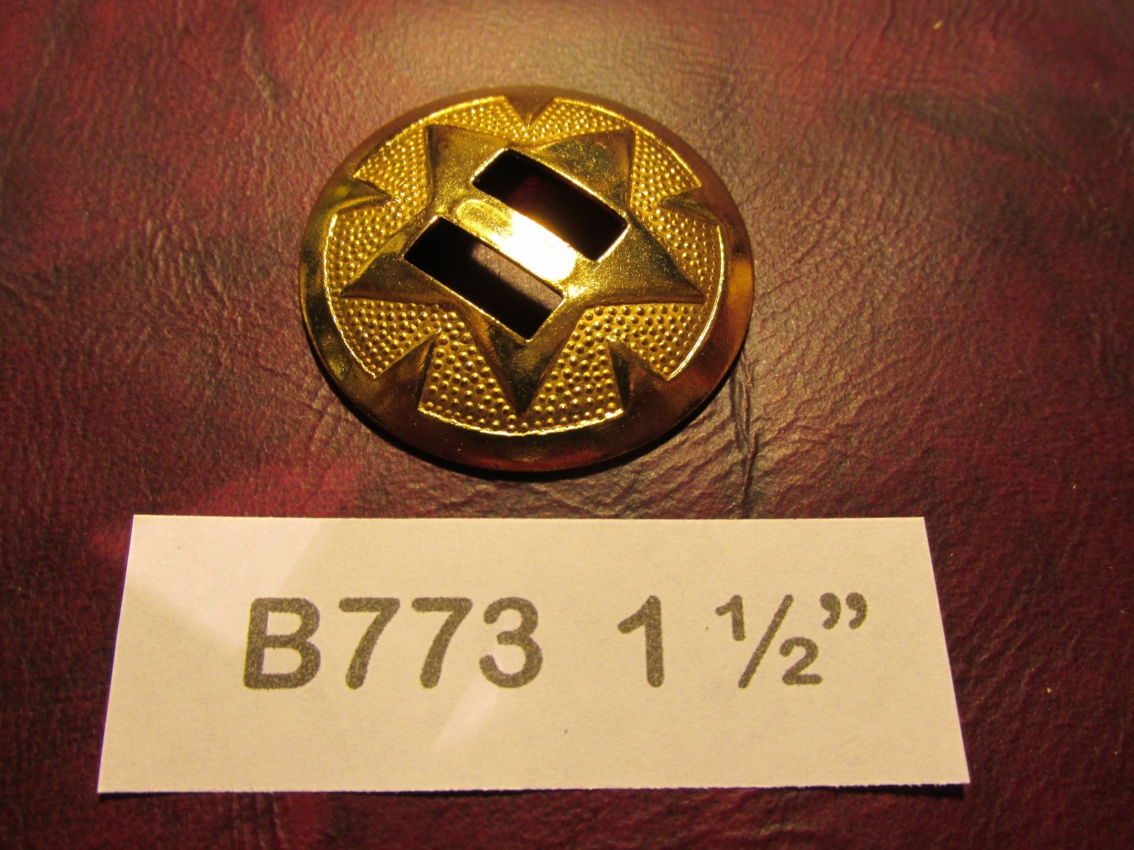 B773 1 1/2" SOLID Brass H.D.Round SADDLE CONCHO new! England Brass Star CONCHO