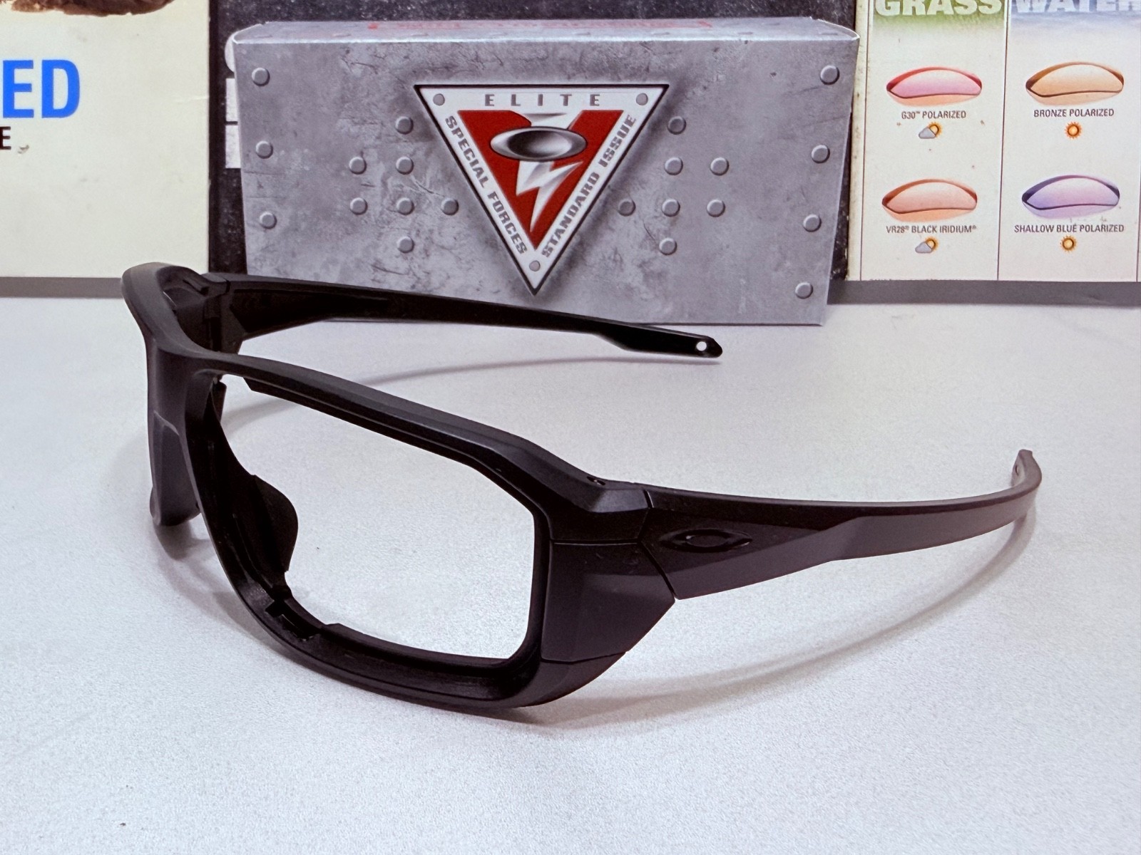 Oakley SI HNBL Matte Black replacement frame SKU# 9452  Lens 65/10 Temple 142mm