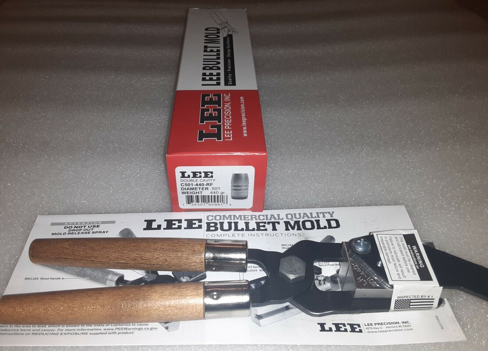 Lee 2-Cavity Bullet Mold C501-440-RF 500 S&W Magnum (501 Diameter)440 Grain Flat