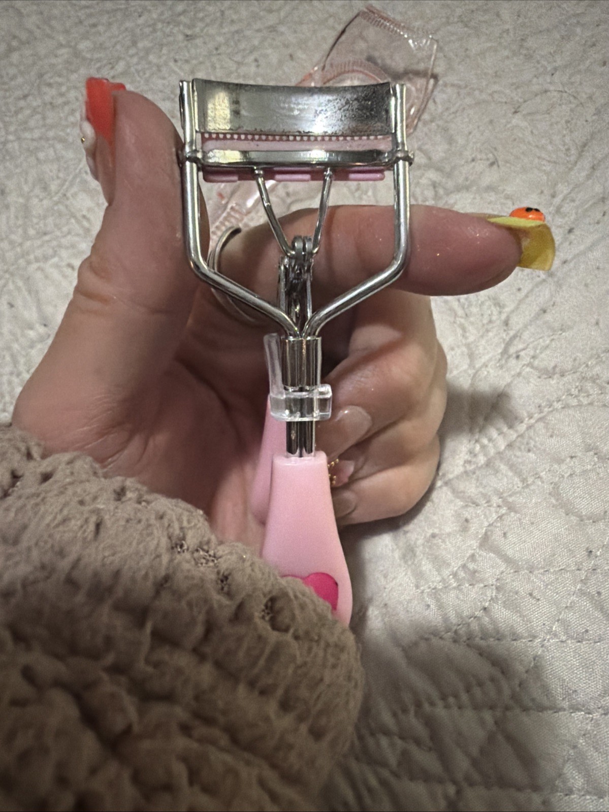 eyelash tools
