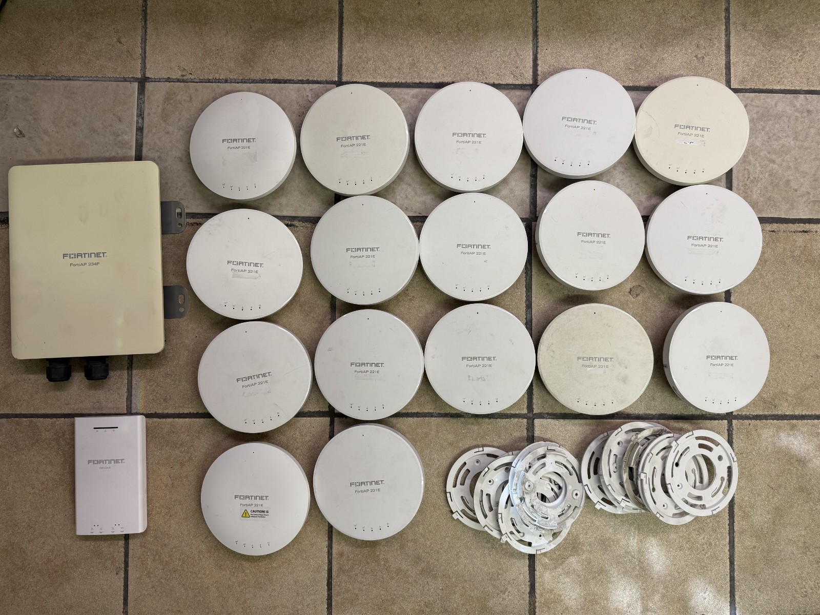 Fortinet FortiAP - FAP-221E++-A - FAP-221E-A - FAP-C24JE-A