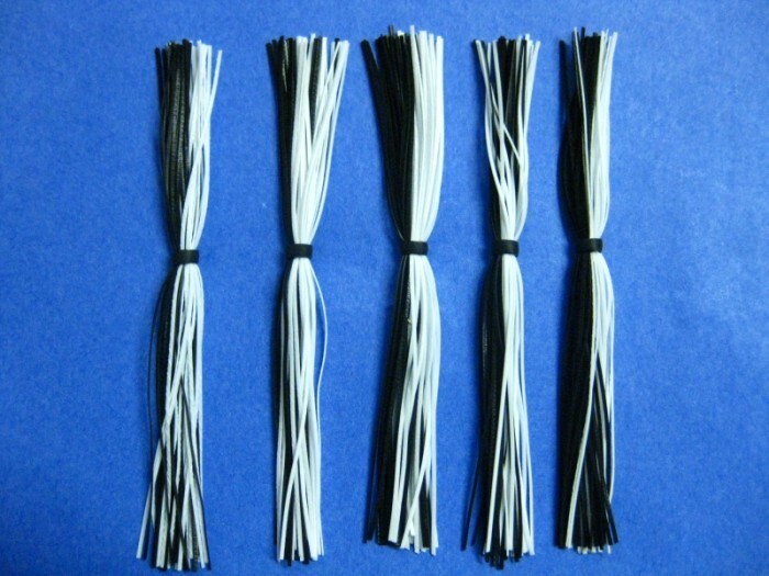 5 silicone Skirt BLACK/WHITE  #5-9192 Lure Spinnerbait Buzz jig Bass Tackle