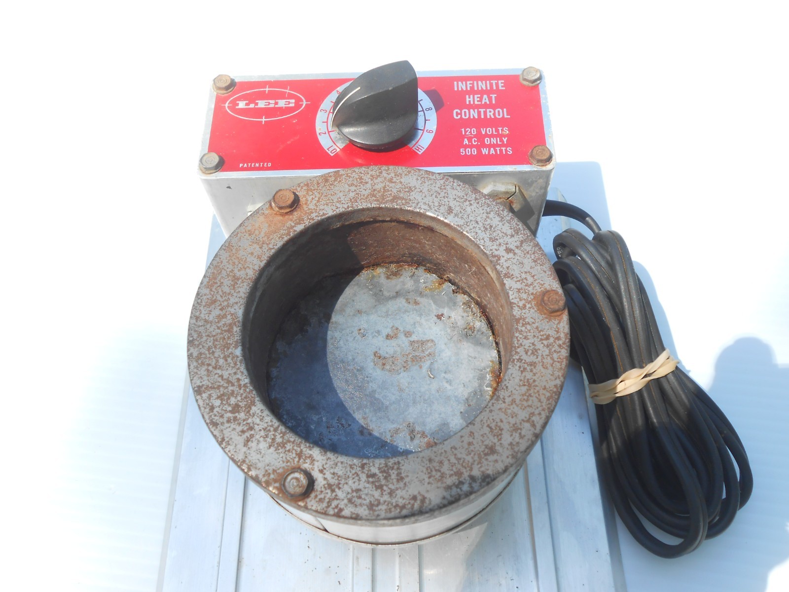 LEE PRECISION MELTER INFINITE HEAT CONTROL ELECTRIC METAL MELTER