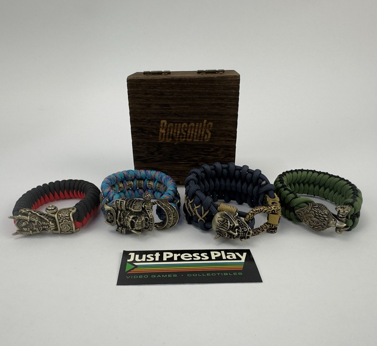 Lot of 4 Boysouls Themed Paracord Bracelets w/ Wooden Boxes | Animal Themed