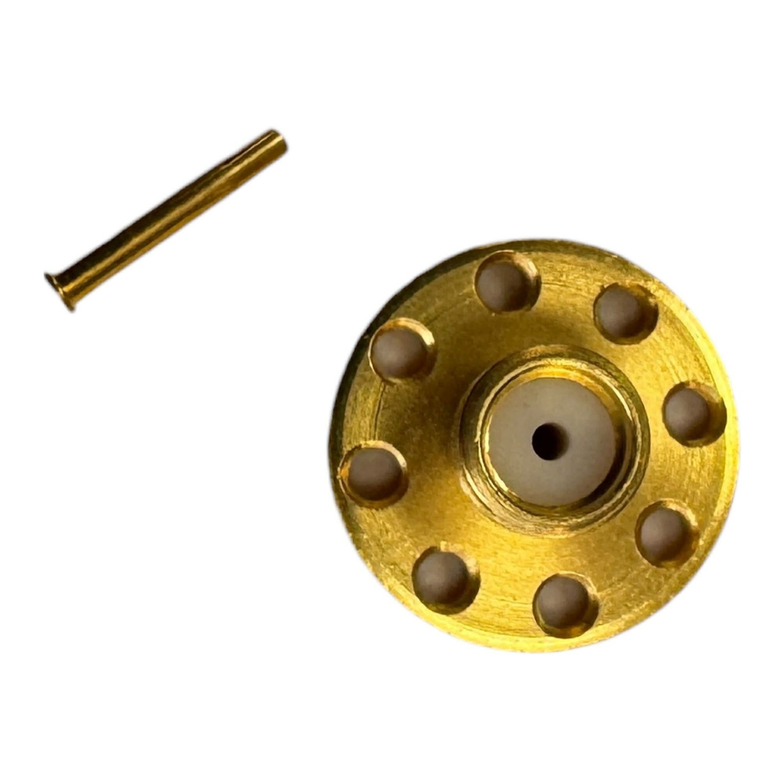 050-656-2213-310 Sealectro SMA Female 8 Hole Round Flange Mount