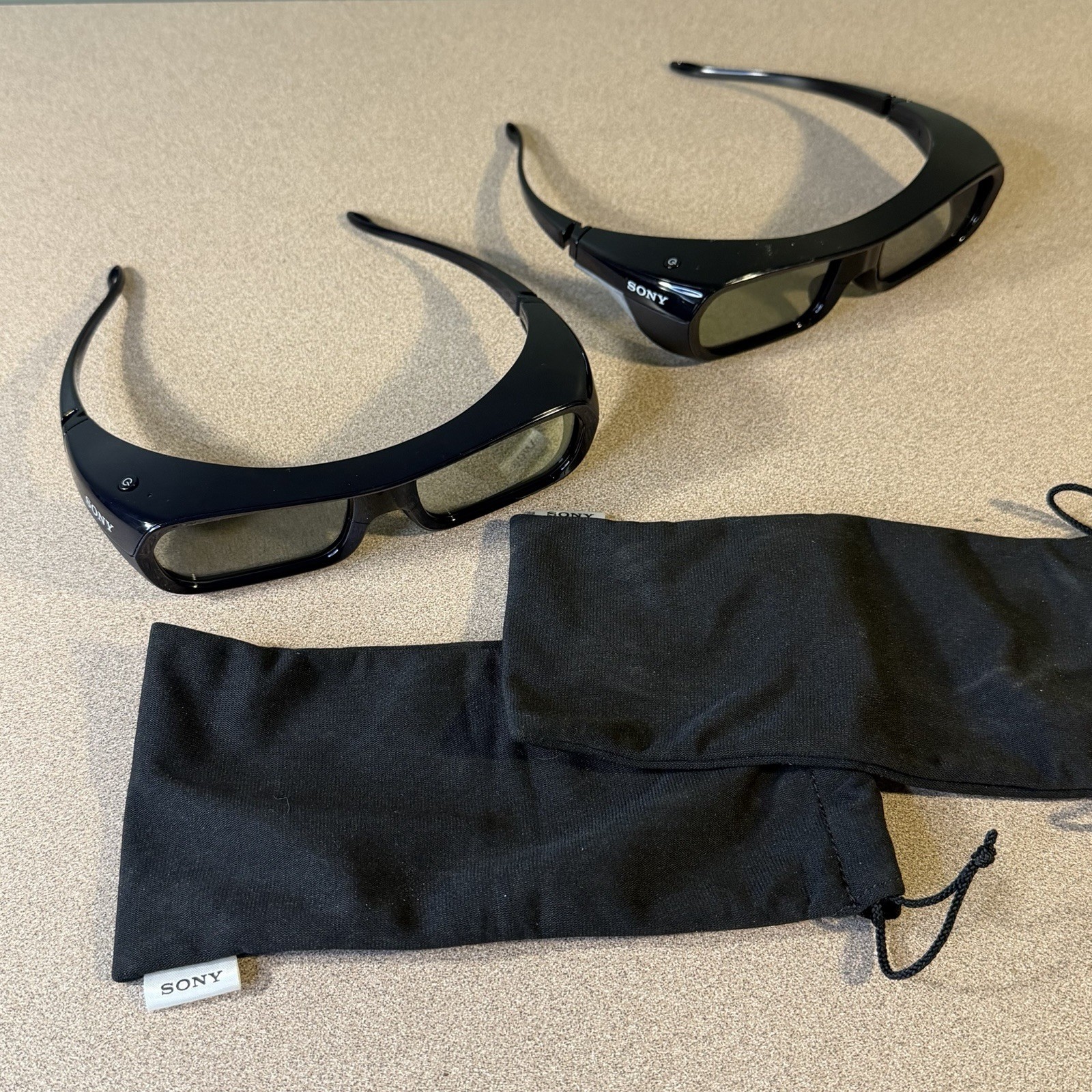 2X Sony Bravia Rechargeable 3D Glasses Set  TDG-BR250 Regular Size Black Cover