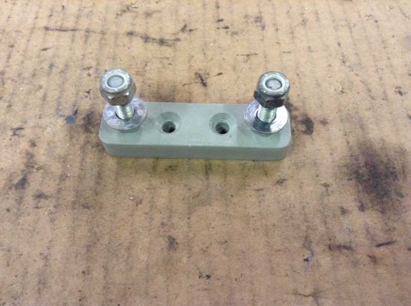00 01 02 03 04 05 06 FORD E150 E250 E350 E450 FUSE HOLDER RETAINER