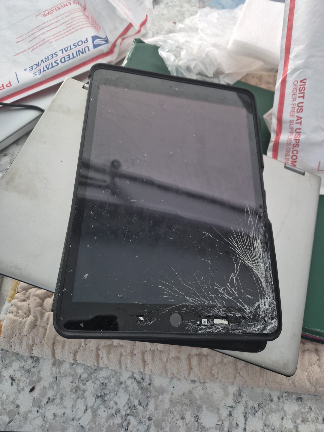 Ipad With Home Button
