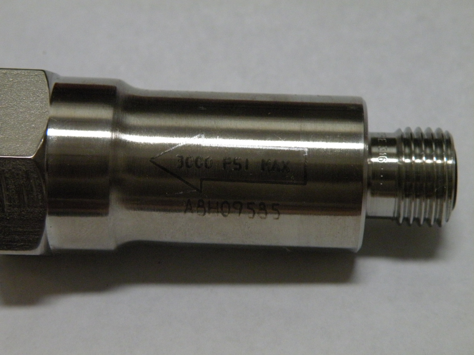 MILLIPORE WAFERGARD INLINE GAS FILTER WGF01HC1