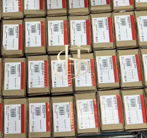 1PCS NEW Honeywell R4343E1014 Relay Flame Detector Fast shipment