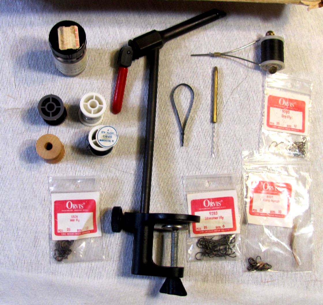 Vintage Orvis Fly Tying Kit Thompson? Pro Vise Pattern Book Thread Foil Feather