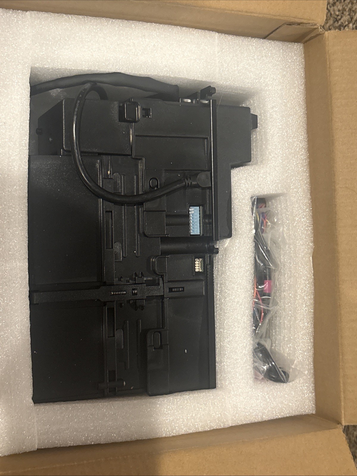 U72 Bill Acceptor BRAND NEW