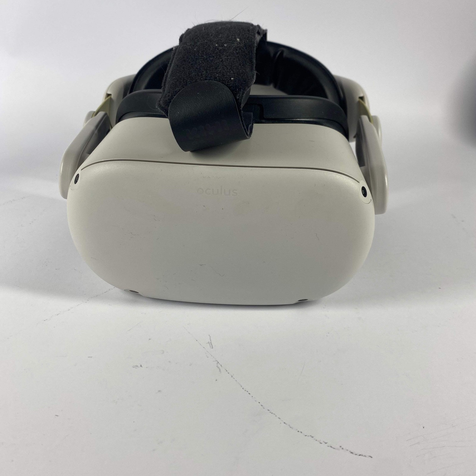 Oculus Quest 2 64GB Standalone All-in-One VR Headset KW49CM