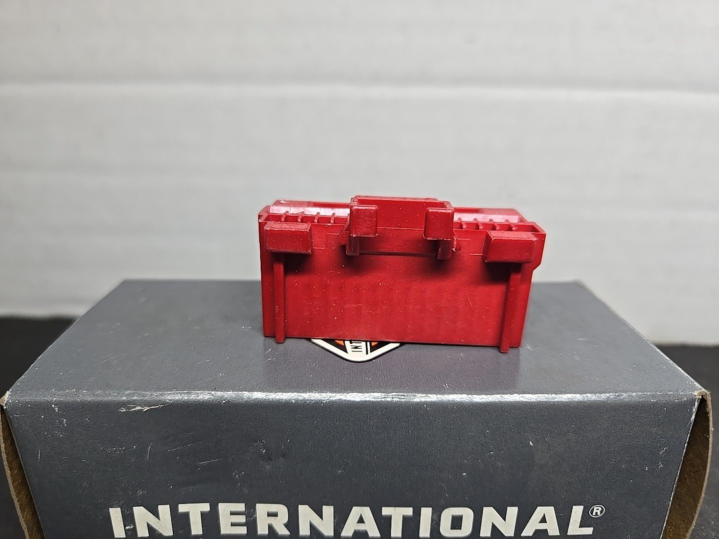 NOS Navistar International 3598706C1 CONNECTOR, ELECT, 32-WAY