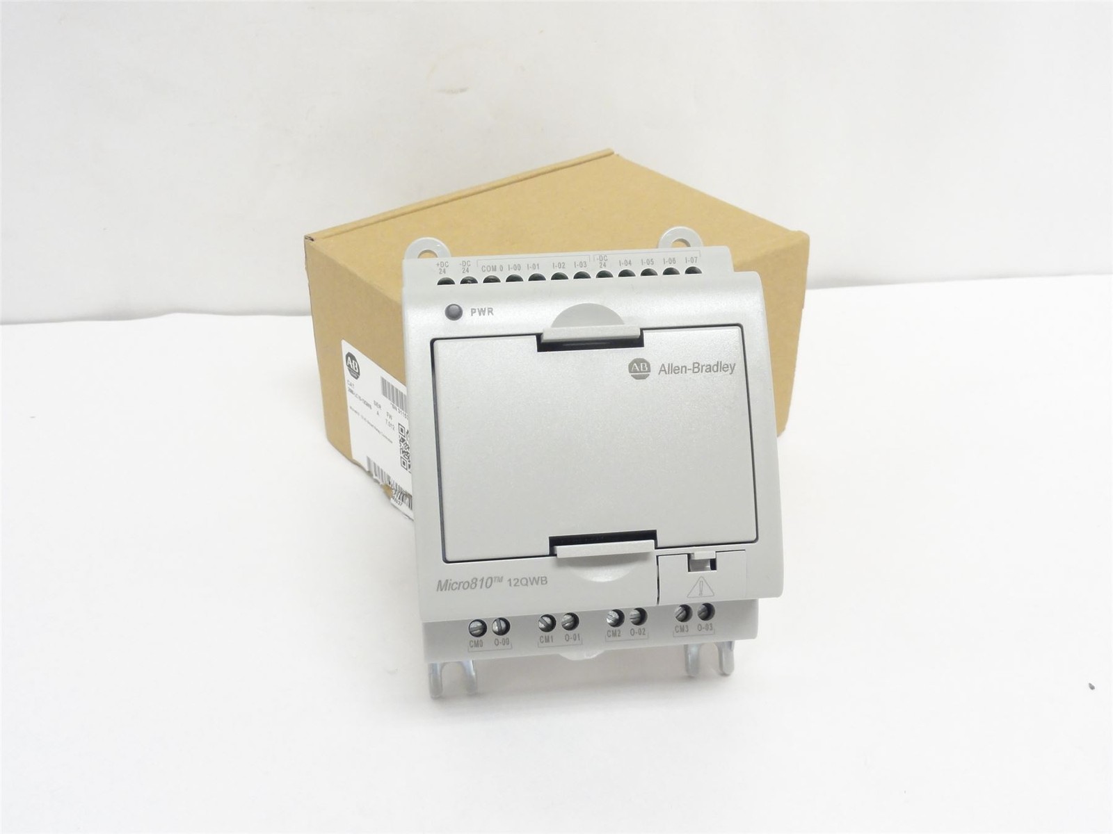 253249 New In Box; Allen-Bradley 2080-LC10-12QWB Micro810 Controller; 12-24VDC