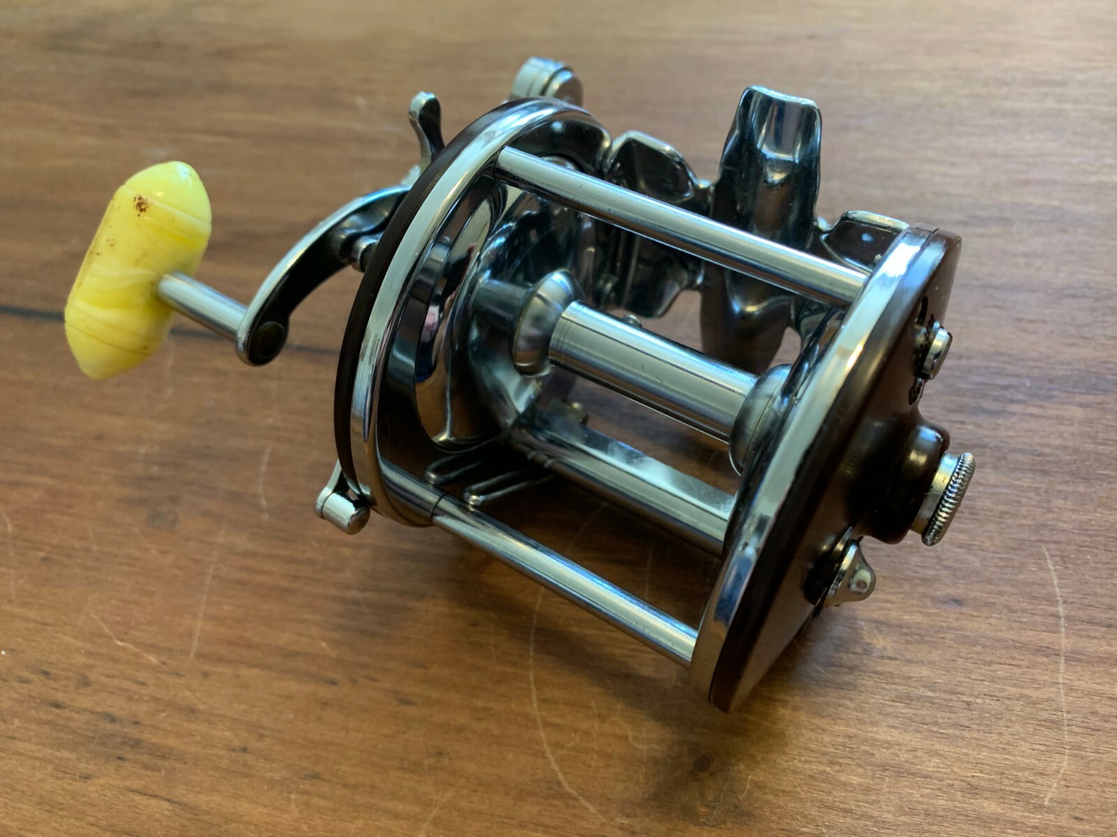 Penn Peer Model 209 Level Wind Fishing Reel with Original Box