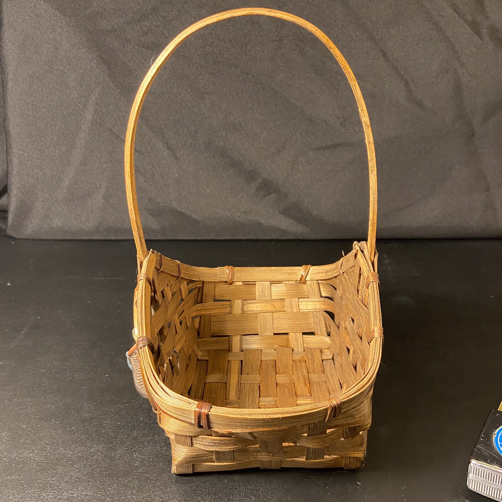 Vtg Wicker Basket Fishing Tackle Woven Grass Rattan 8.5"x7" Water Decor