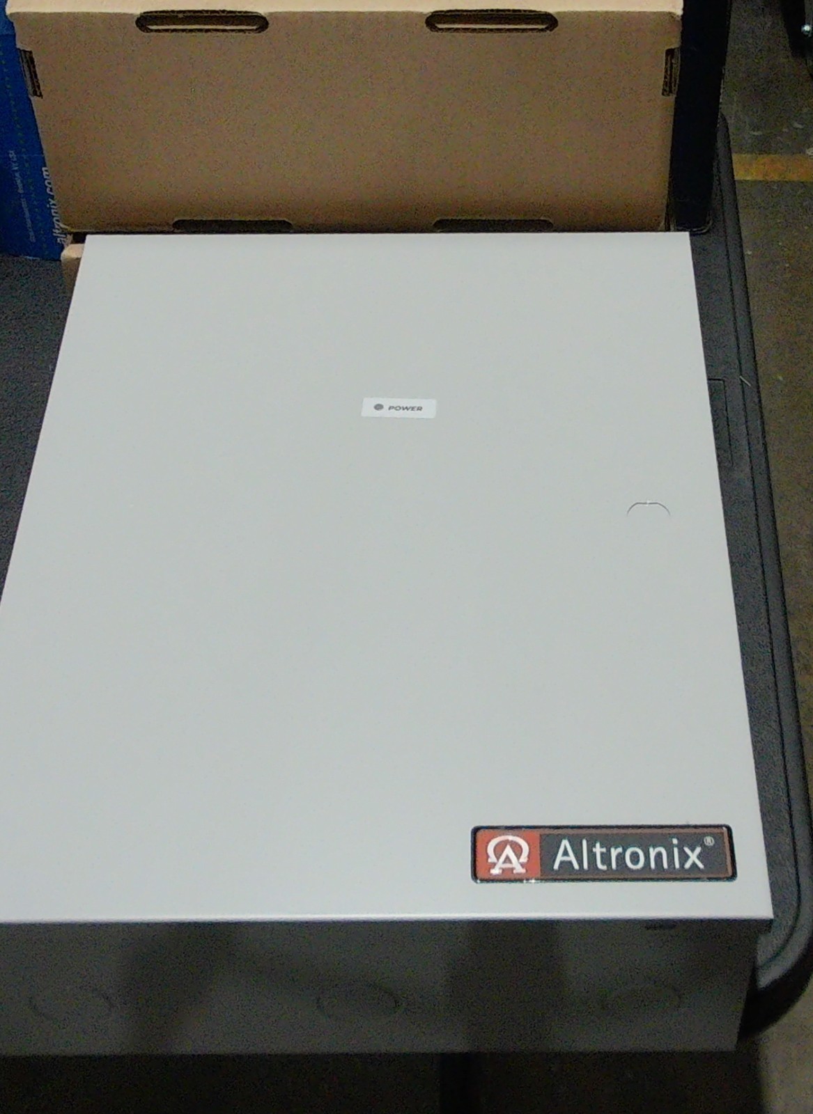 Altronix AL600ULACMCB Access Power Controller with Power Supply Charger, PTC Cla