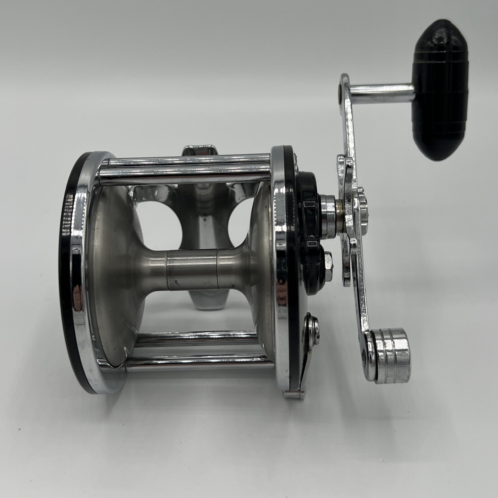 Penn 65 Long Beach Vintage Saltwater Fishing Reel USA Made Black