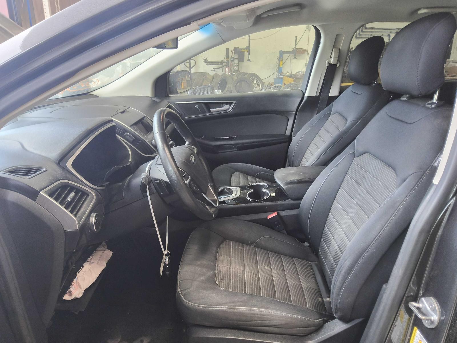 Used Battery Tray fits: 2015 Ford Edge Grade A