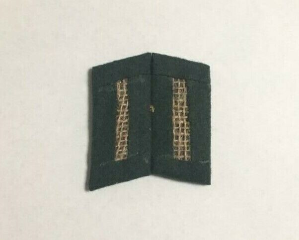 German Army WW2 GREEN Piped pair collar tabs GREEN BACKGROUND