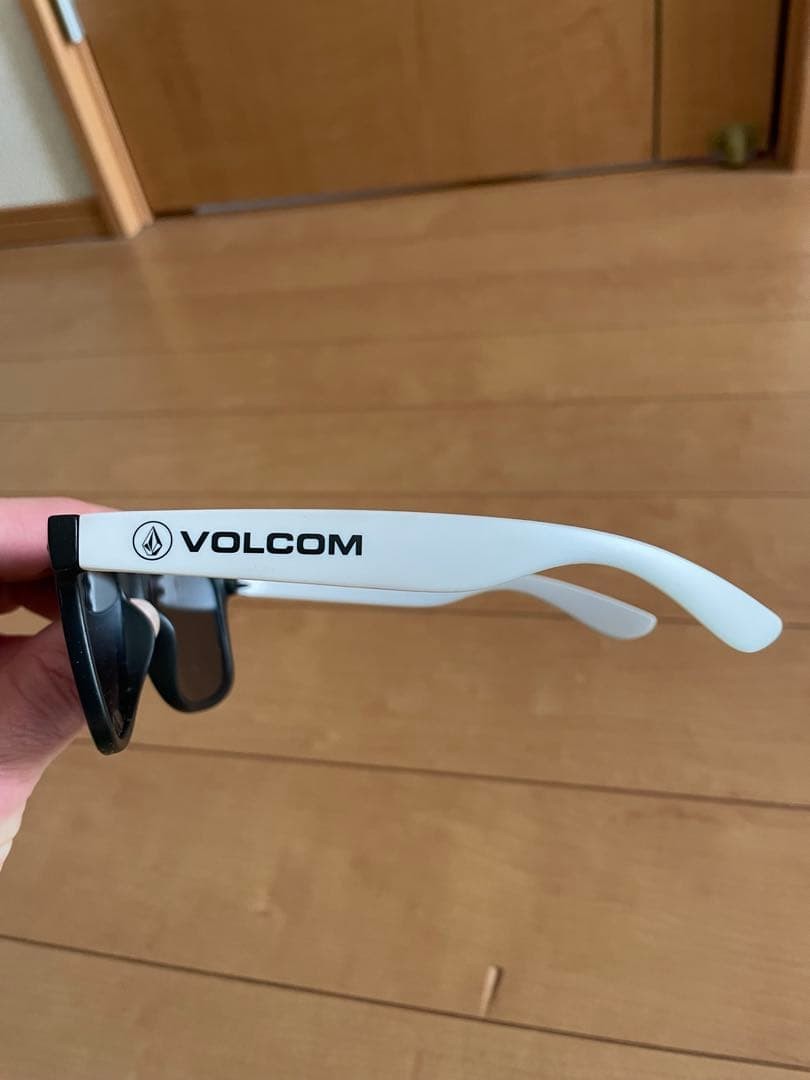 Volcom Zebra Pattern Sunglasses Mirror Lens Novelty