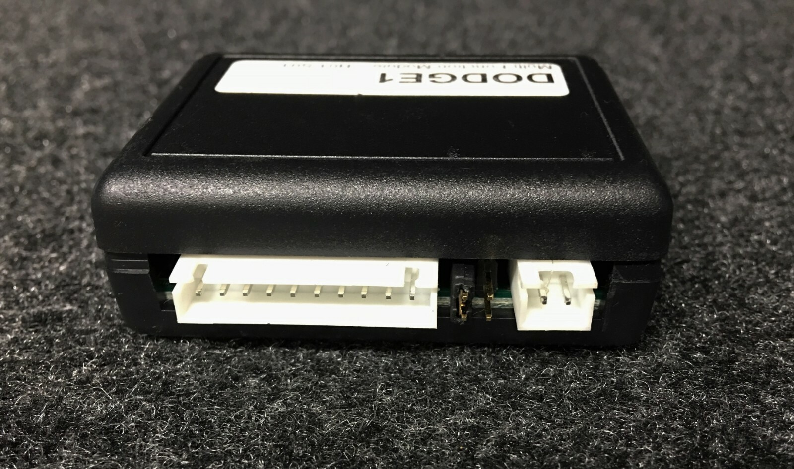 AST DODGE1 MULTI FUNCTION MODULE DOORLOCK, ALARM CONTROL AND TRANSPONDER BYPASS